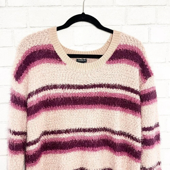 Torrid Pink Striped V Neck Fuzzy Eyelash Sweater Women's Plus Size 00 - Picture 4 of 10